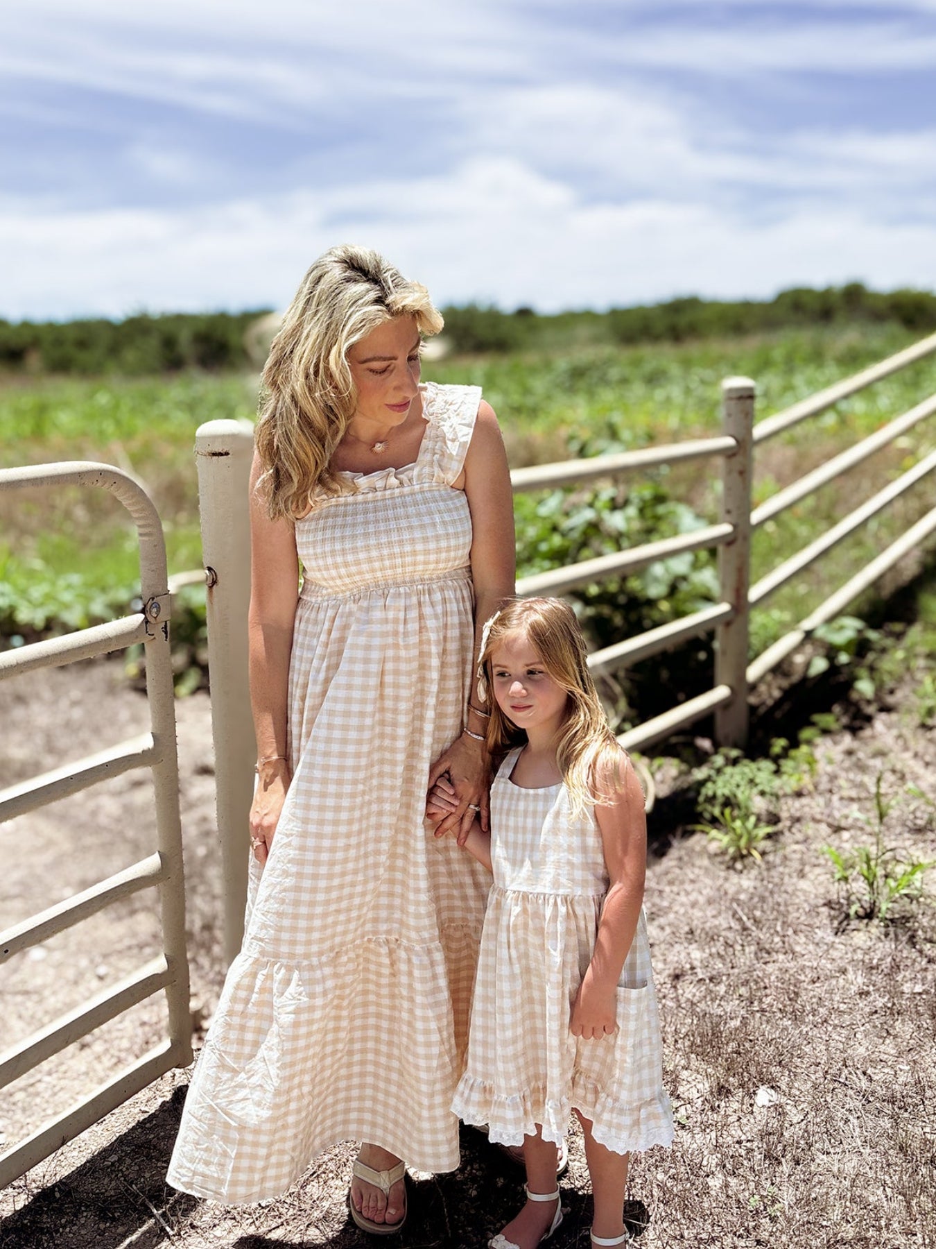 Mommy & Me Plaid Girl  Dress With Pocket
