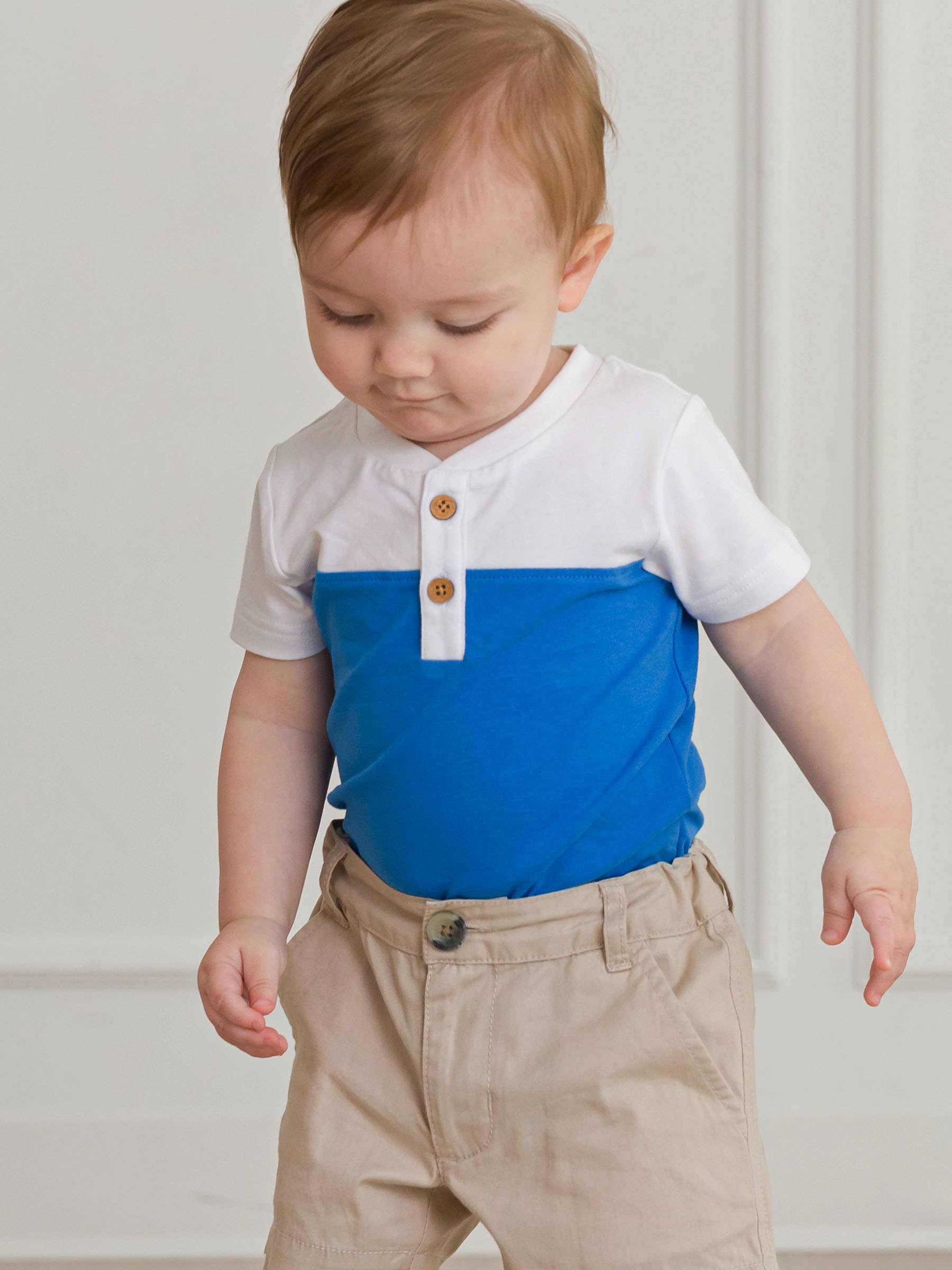 Baby Boys White & Blue Color Block Short Sleeve Henley Bodysuit
